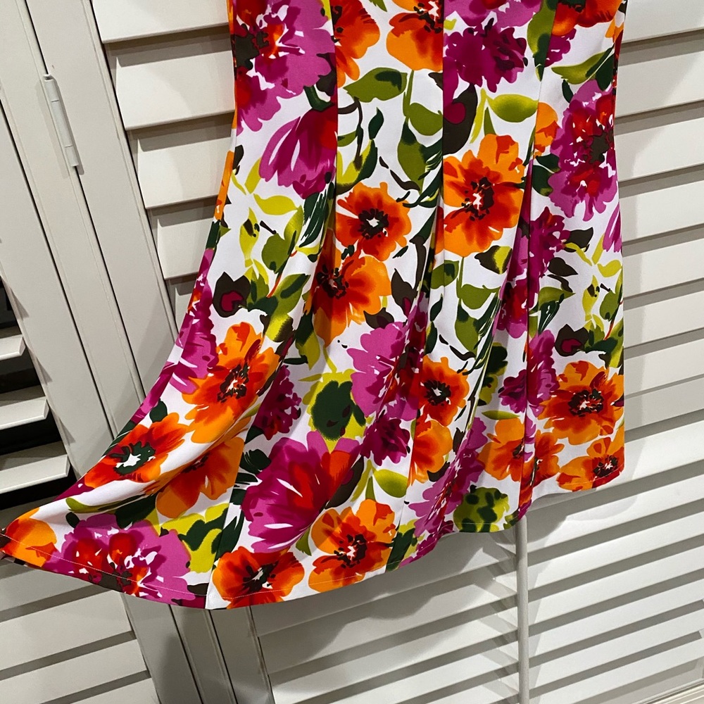 Spring Fling Dress - Picture 5 of 8